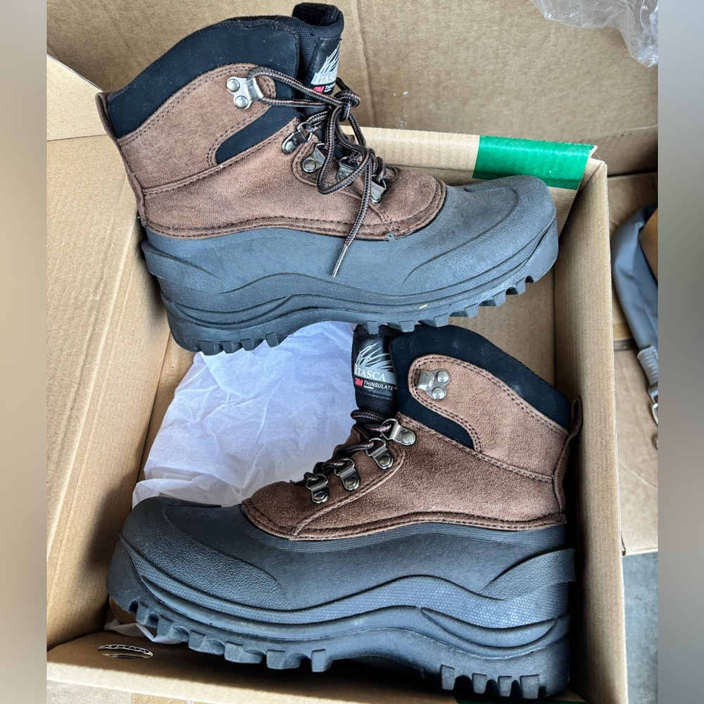 Icebreaker Brown and Black Boots